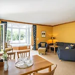 Otel Waldhotel Tannenhaeuschen 4*