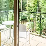 فندق Waldhotel Tannenhaeuschen