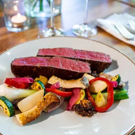 Waldhotel Tannenhauschen Hotel 4*