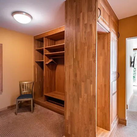 Waldhotel Tannenhauschen Wesel (North Rhine-Westphalia)