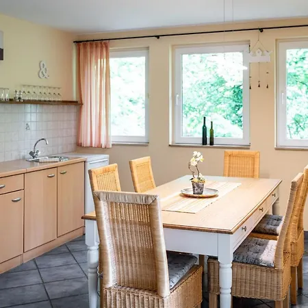 Hotel Waldhotel Tannenhäuschen 4*