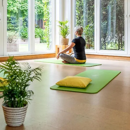 Waldhotel Tannenhaeuschen Hotel 4*