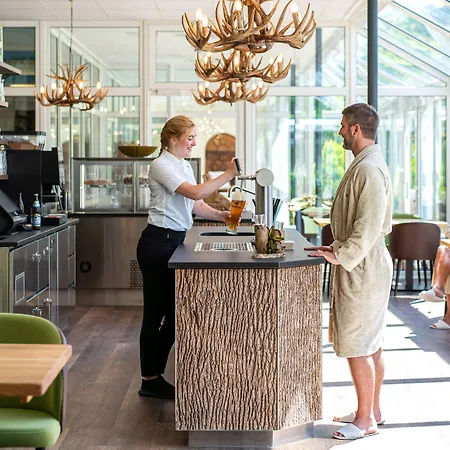 Waldhotel Tannenhaeuschen