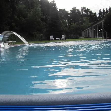 Hotel Waldhotel Tannenhaeuschen 4*