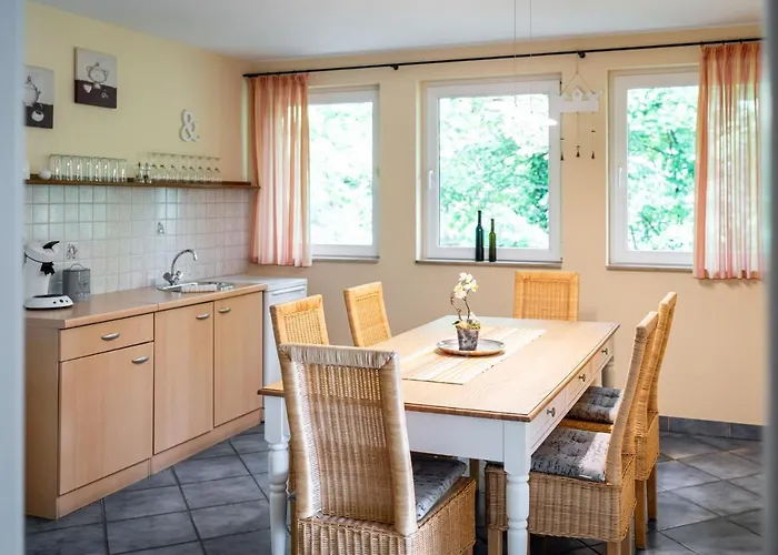 Hotel Waldhotel Tannenhaeuschen 4*