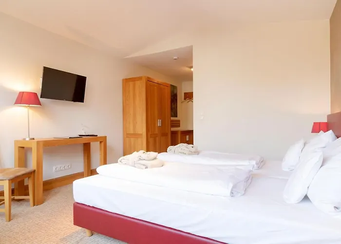 Waldhotel Tannenhaeuschen