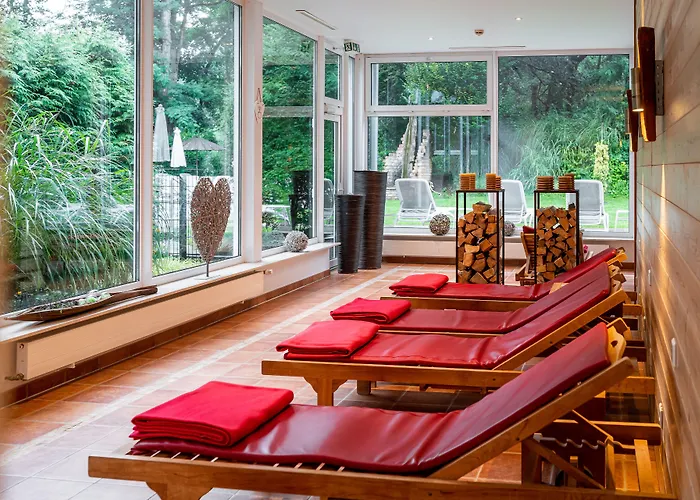 Waldhotel Tannenhaeuschen Hotel 4*