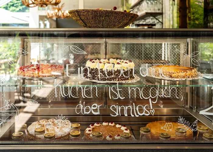 坦恩豪斯晨沃尔德酒店