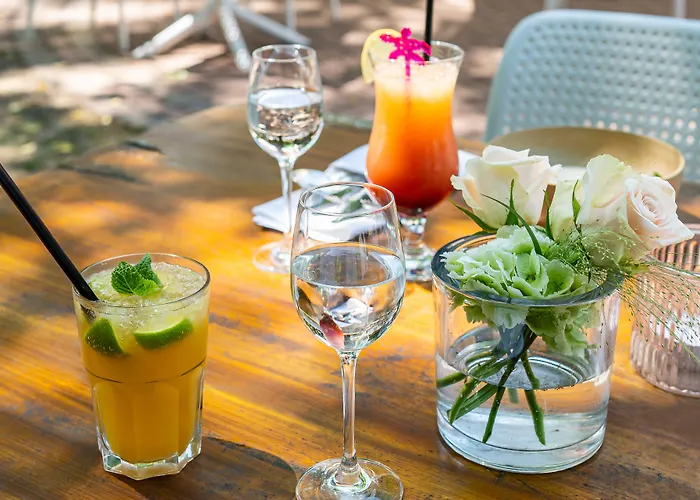 Waldhotel Tannenhaeuschen 4*